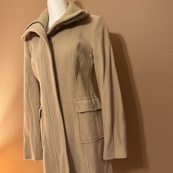 LOFT - Picture 3 of 8